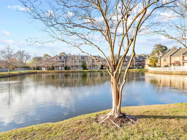 4637 Burbank Dr APT 303, Baton Rouge, LA 70820