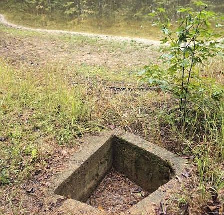 3rd image of 100 County Rd