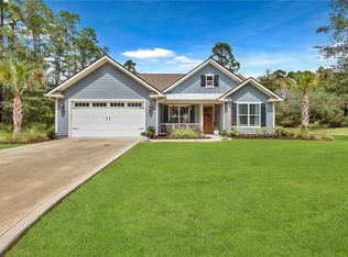 147 Turtle Dove Dr, Waverly, GA 31565
