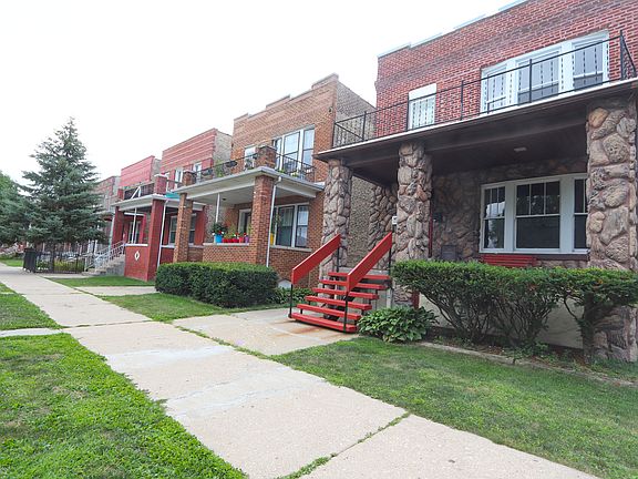 4th image of 4935 W Henderson St