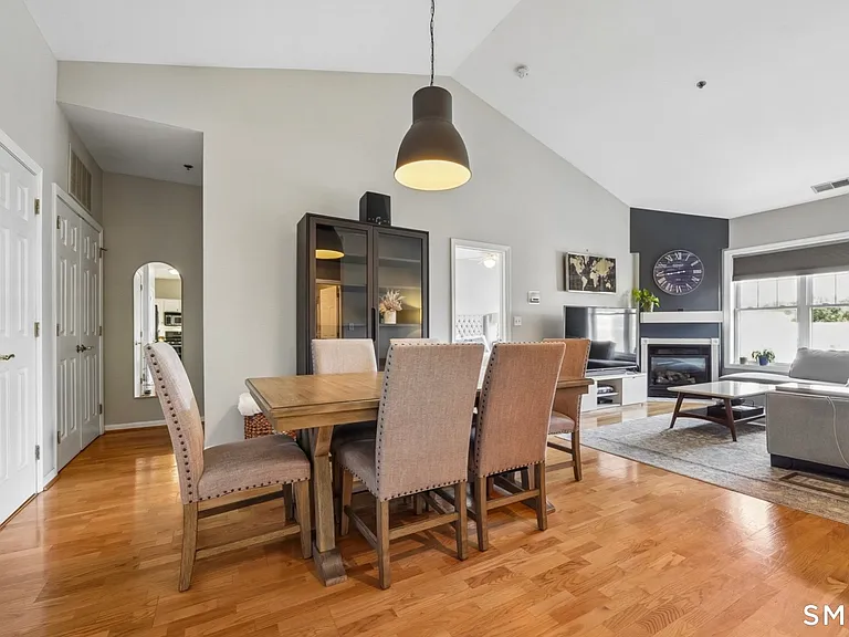 105 Richards Ave #2502 — Photo 4
