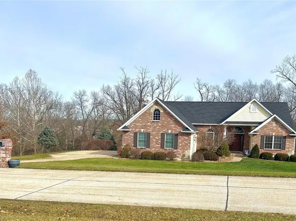 131 Cooperwyck Rd, Wentzville, MO 63385