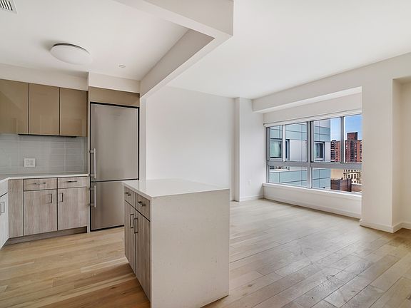 3rd image of 2231 Adam Clayton Powell Jr Blvd #20