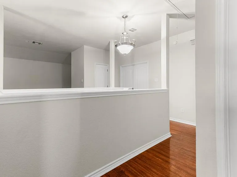 2802 Scottsdale Dr — Photo 40
