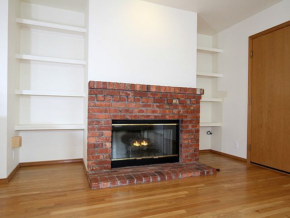 5th image of 25721 SE 36th Pl