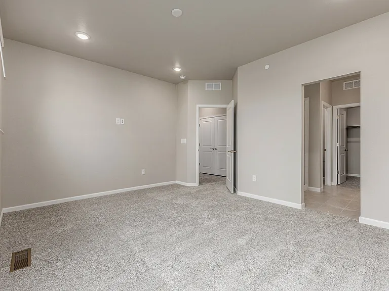 6770 Merseyside Ln — Photo 11