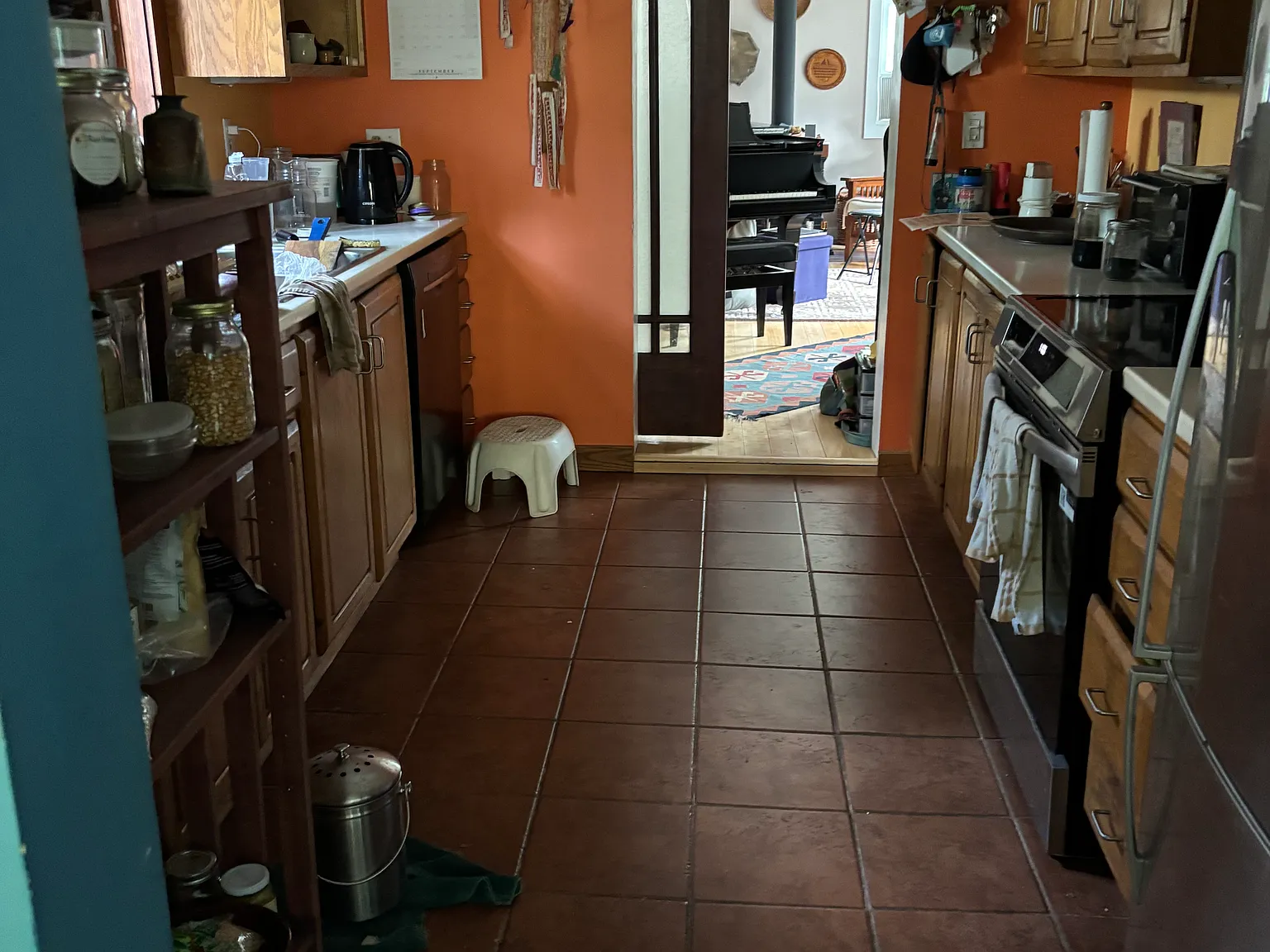 2 bed, 1.5 bath, 1498 sqft, $1,200 — Photo 1