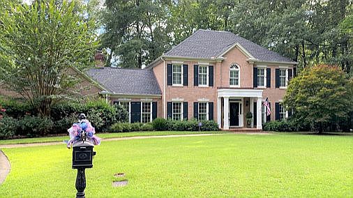 1st image of 5070 Wellington Dr