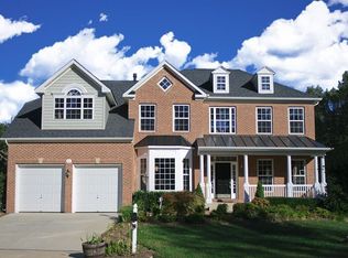 11 Lansberry Park Dr, Fredericksburg, VA 22405