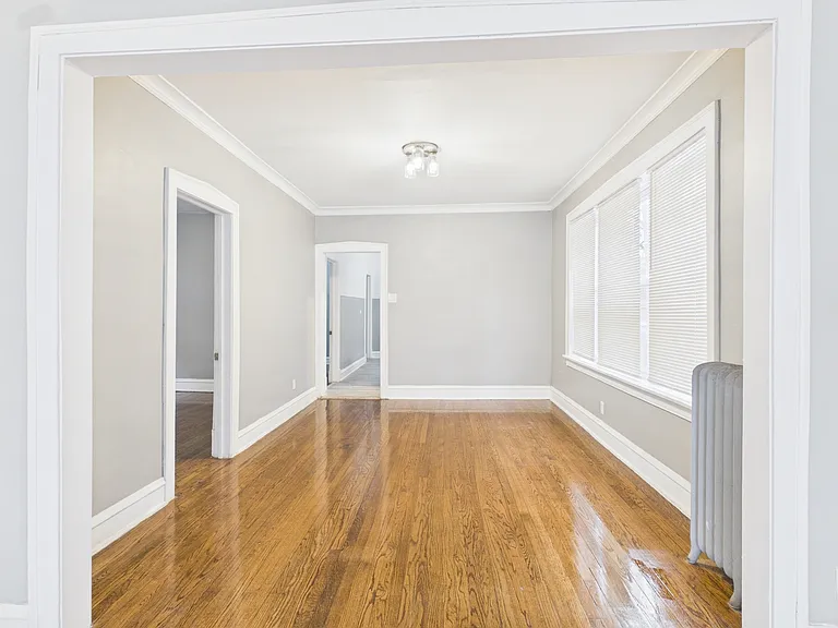 7631 S Cornell Ave #1 — Photo 8