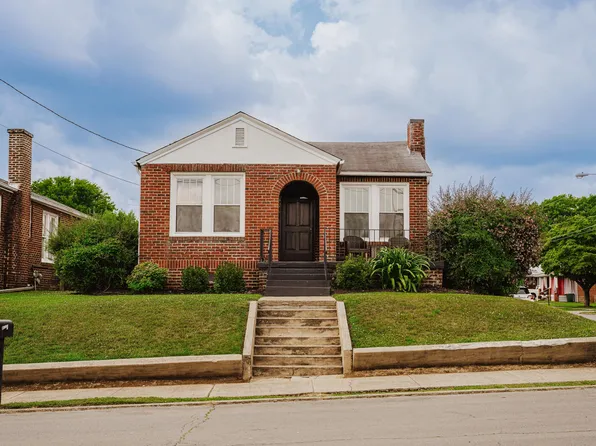 311 Holly Ln, Elizabethton, TN 37643