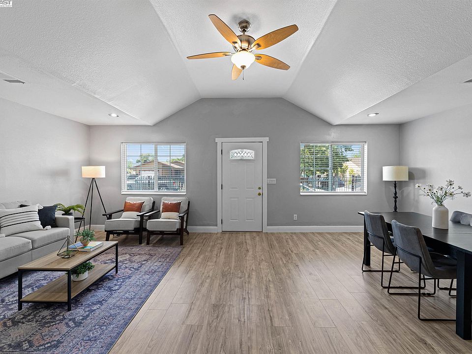 1st image of 4917 Baker Ave