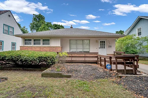193 Chippewa Rd Photo 1 193 Chippewa Rd Photo 1