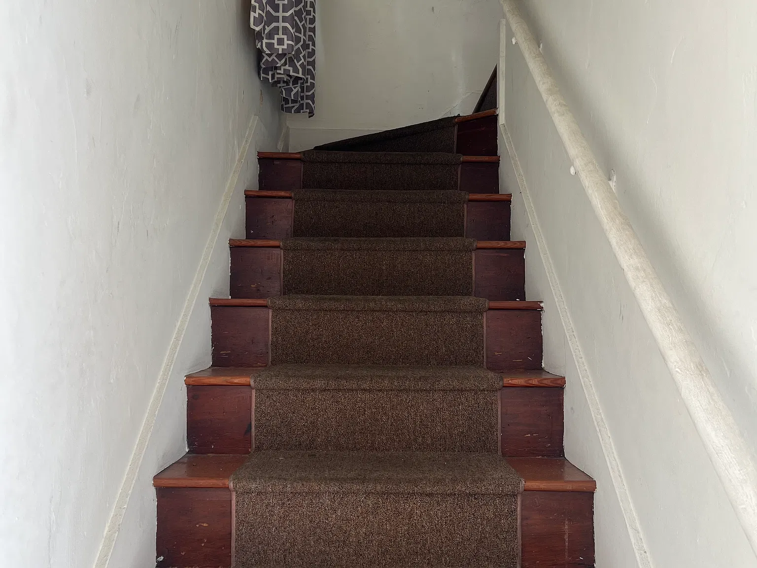 1 bed, 900 sqft, $2,500 — Photo 3