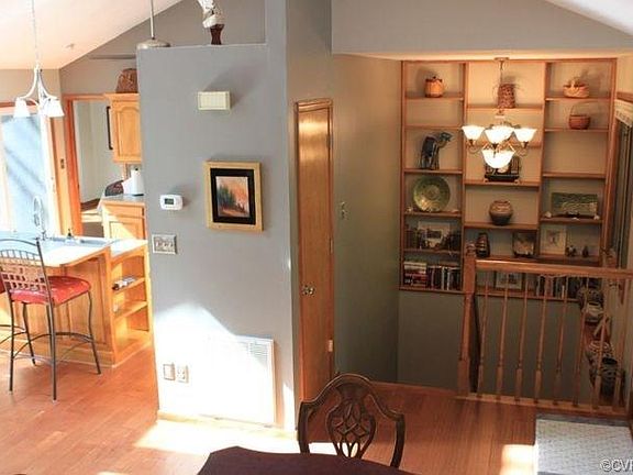 5th image of 10816 Laken Woods Dr