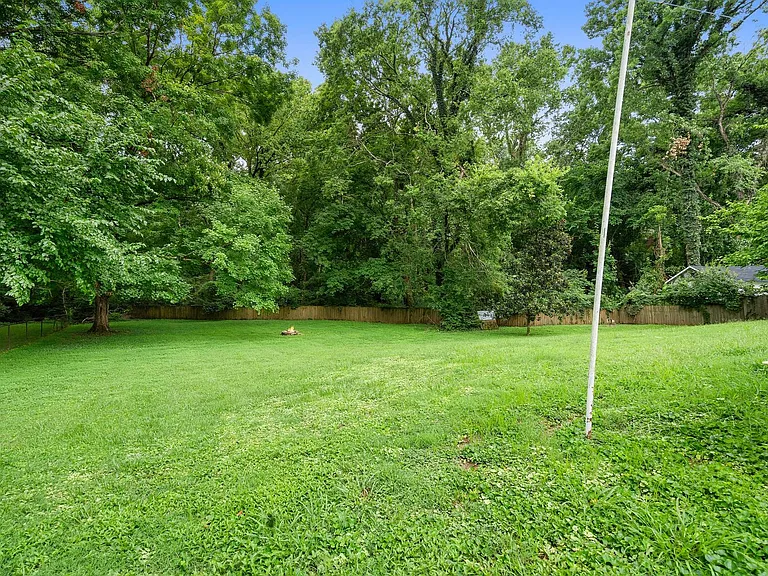3363 Mimosa Dr — Photo 46
