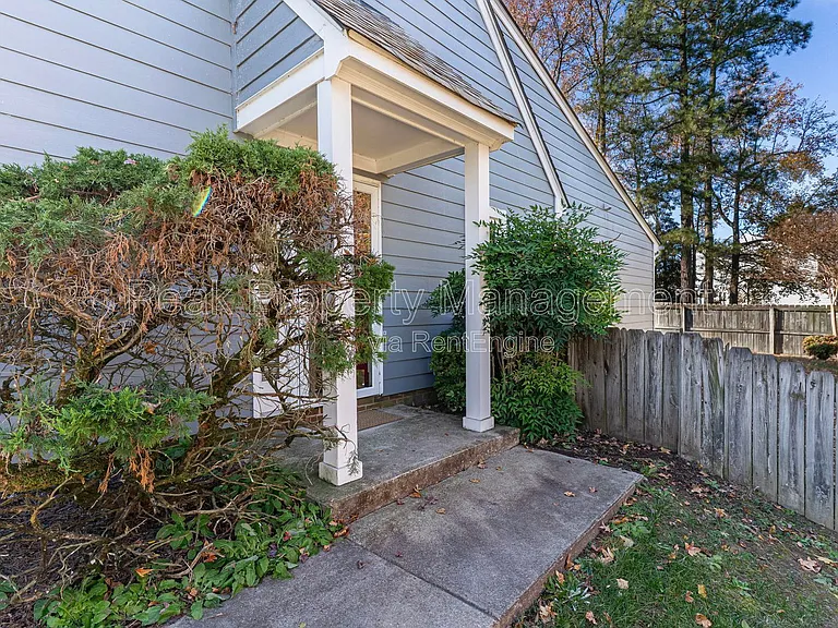 4917 Hillery Ct — Photo 4