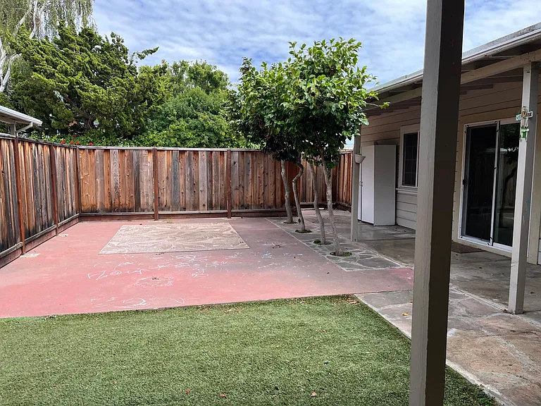 3722 Clough Ave — Photo 8