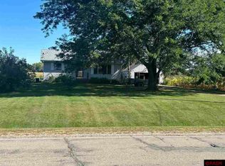 31330 W Wilton River Rd, Waseca, MN 56093