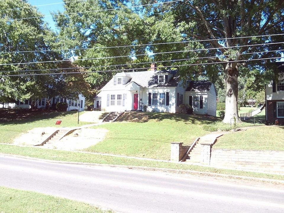 1st image of 435 W Main St