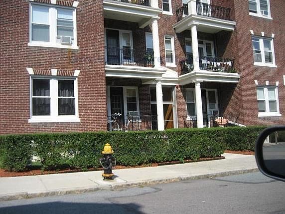 2nd image of 325 Summit Ave #Sd15