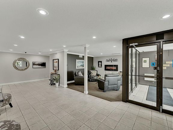 4th image of 14810 51st Ave NW #407