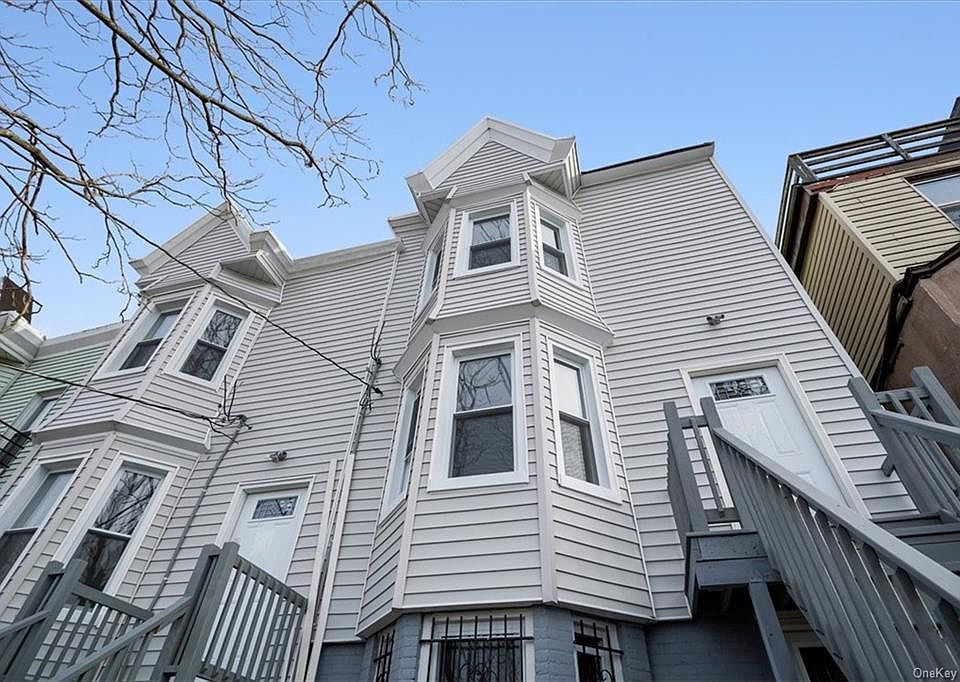 1st image of 152 Linden St