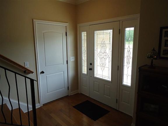 3rd image of 70 Belmont St