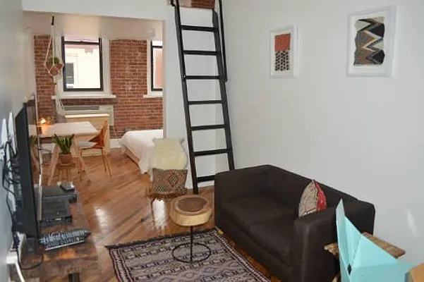 Rented by Dream Space Realty | media 8