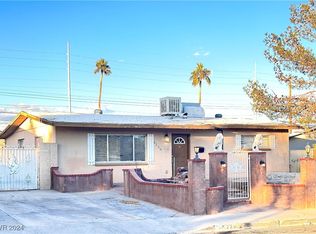 5220 Forrest Hills Ln, Las Vegas, NV 89108