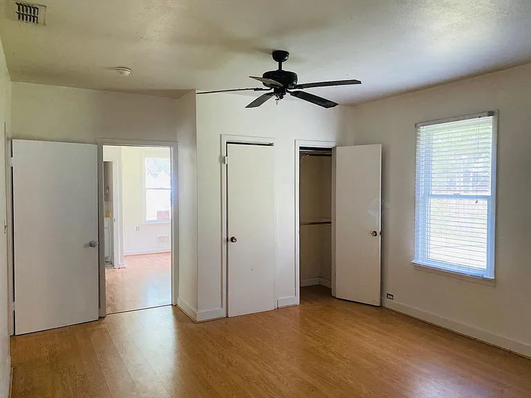 917 N Anna St — Photo 5