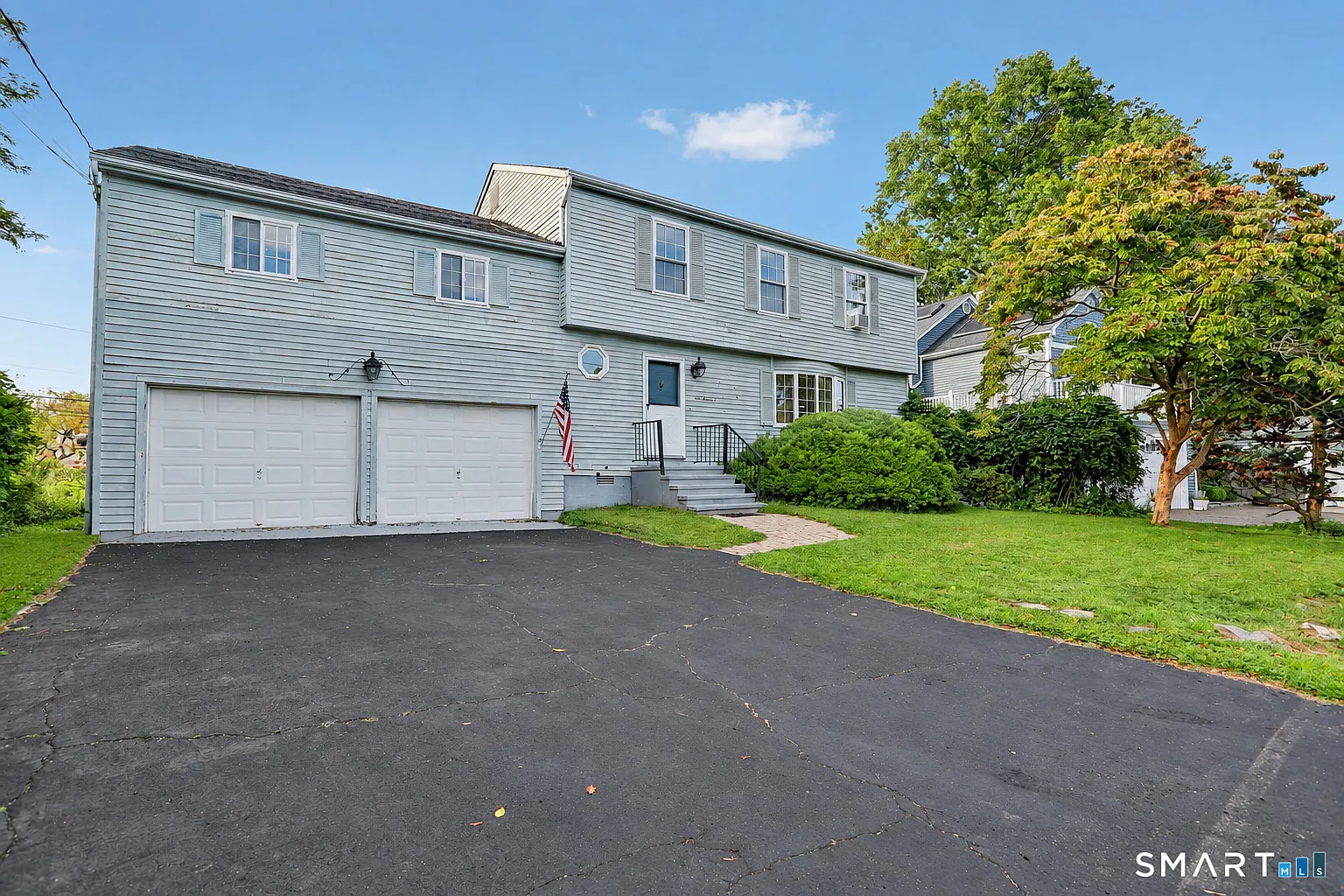 3 bed, 2.5 bath, 2268 sqft, $7,300 — Photo 4