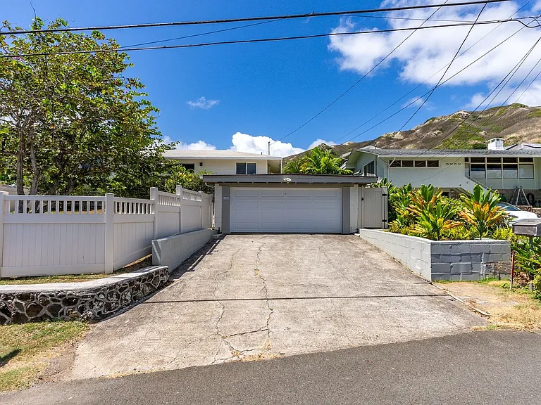 1445 Mokolea Dr — Photo 45