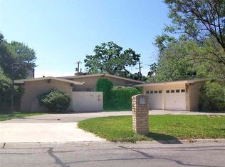 116 Travertine Ln, Castle Hills, TX 78213