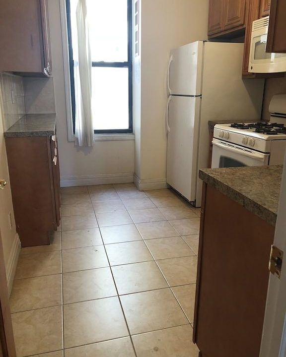 1st image of 3524 33rd St APT 1