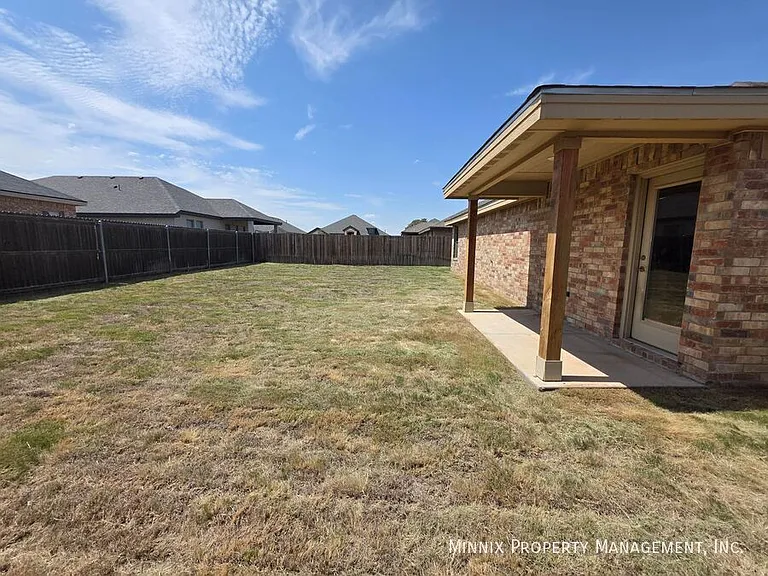 2516 S County Road 1103 — Photo 2