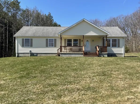 1573 Fertigs Rd, Venus, PA 16364