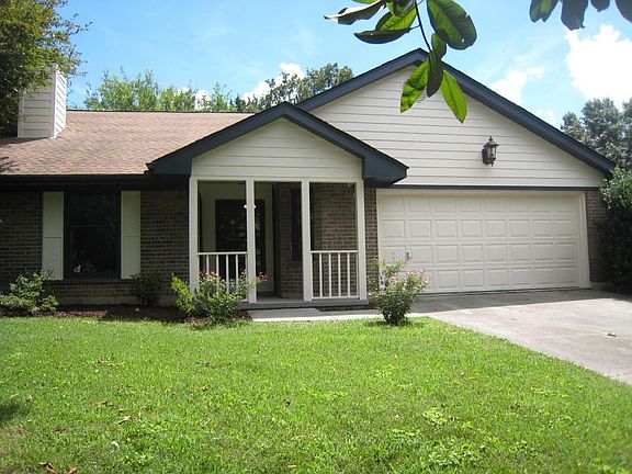 2nd image of 8716 Shoreham Blvd