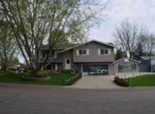 900 18th St W, Hastings, MN 55033