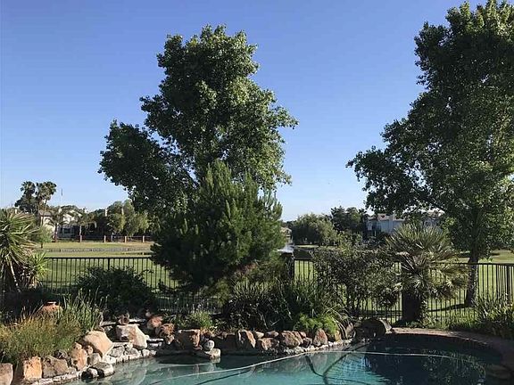 2nd image of 2683 Cherry Hills Dr