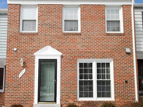 5514 Beaconsfield Ct