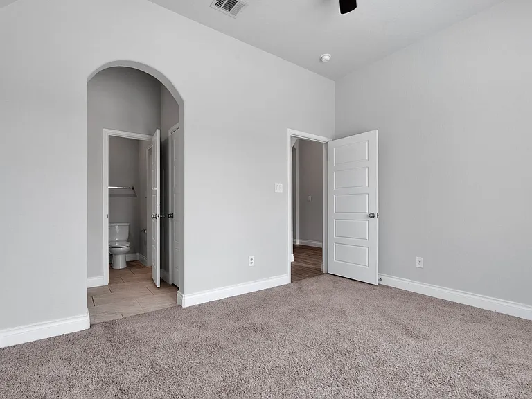 8823 Haystack Rd — Photo 11