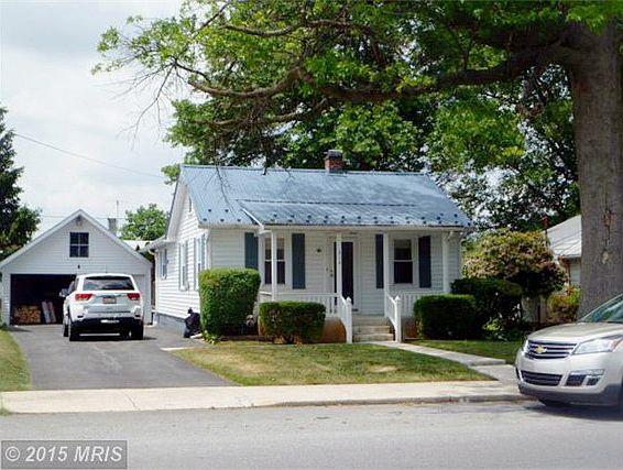 1st image of 214 Lurgan Ave