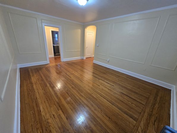 34 Hotchkiss St APT C2