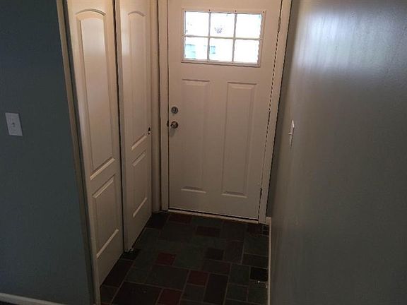 5th image of 1861 W 58th Pl