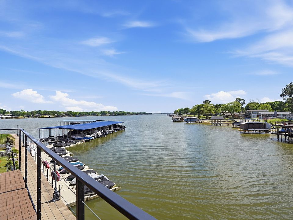 1st image of 134 Marina Dr