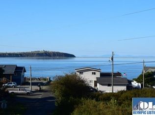 11 N Diamond Shore Ln, Sequim, WA 98382