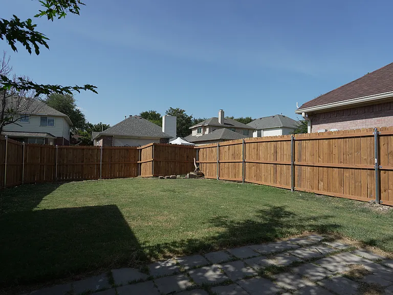 2032 Fox Glen Dr — Photo 26