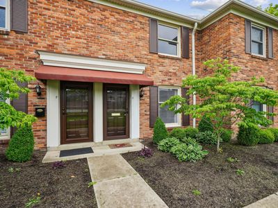 996 Chatham Ln APT E, Columbus, OH, 43221