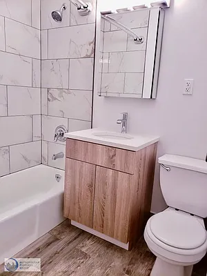 Rented by Metropolitan Property Group | media 5